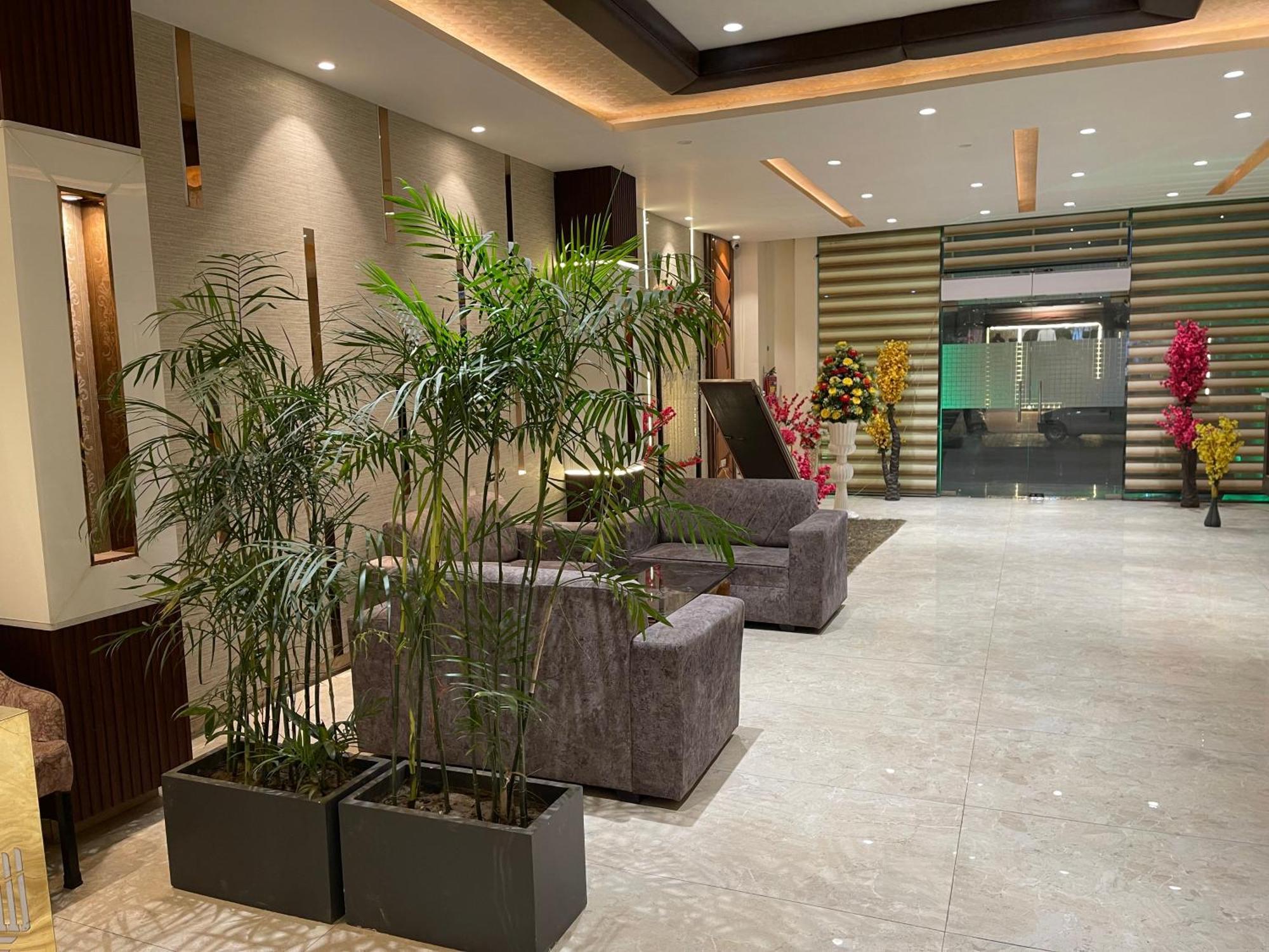 Hotel Paradise Dream Ludhiana Extérieur photo